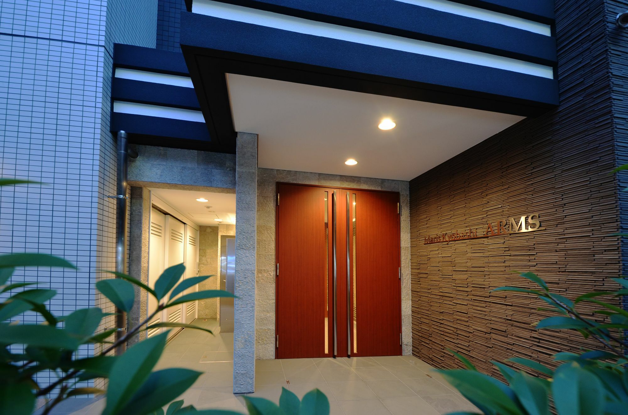 The Wonder At Stay-Maris Kyobashi Arms- Ōsaka Exterior foto